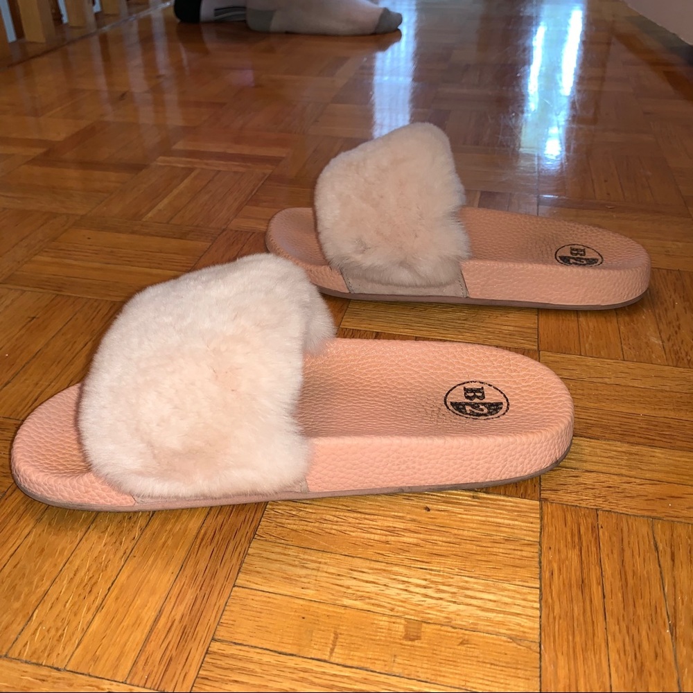 Pink Rabbit Fur Slides - Picture 3 of 4